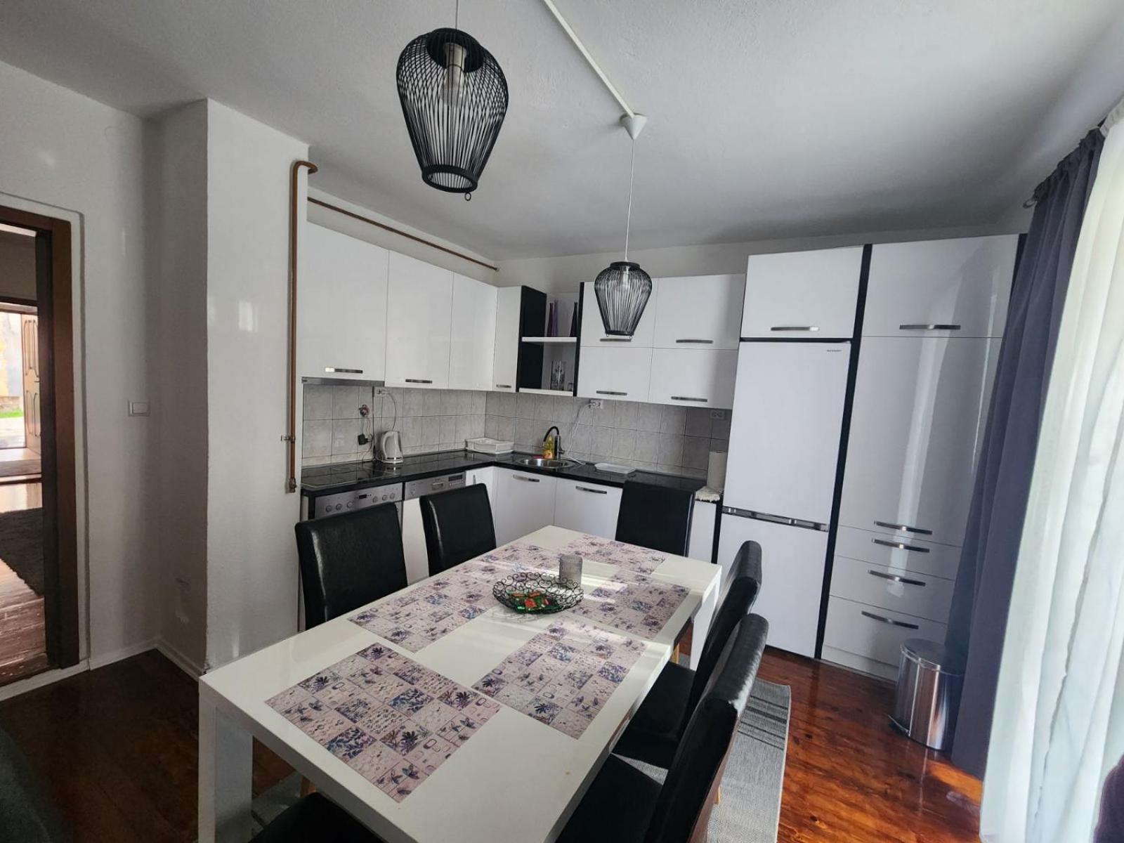Apartman El Sarajevo Luaran gambar